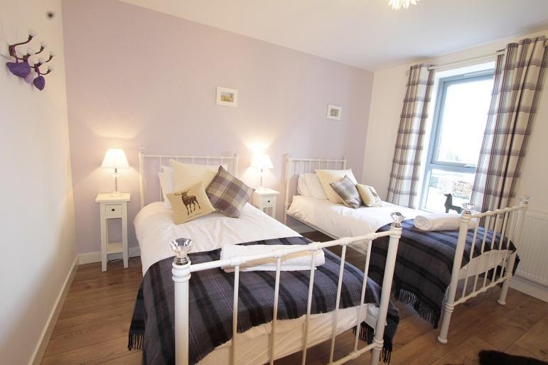 The Highland Club Hotell Fort Augustus Exteriör bild