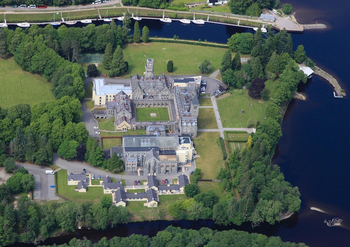 The Highland Club Hotell Fort Augustus Exteriör bild